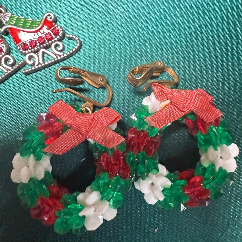 Holiday‎ Festive Bundle Earrings and necklaces - Picture 4 of 10